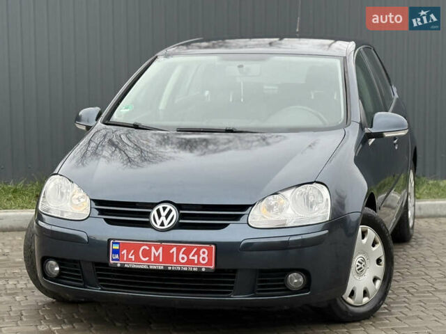 Сірий Фольксваген Гольф, об'ємом двигуна 1.6 л та пробігом 229 тис. км за 5555 $, фото 5 на Automoto.ua