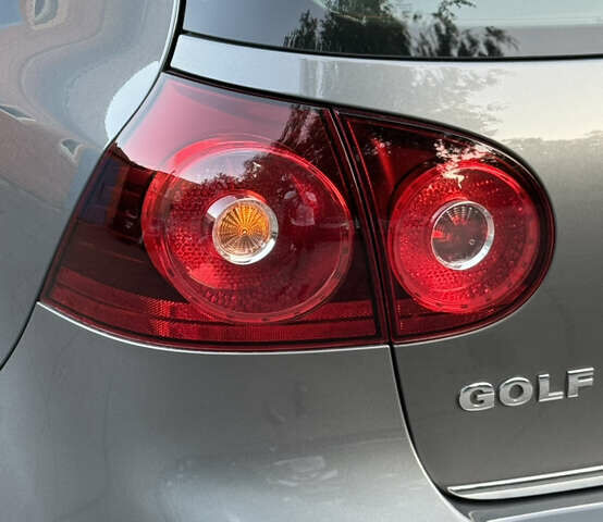 Серый Фольксваген Гольф, объемом двигателя 1.6 л и пробегом 232 тыс. км за 6799 $, фото 15 на Automoto.ua