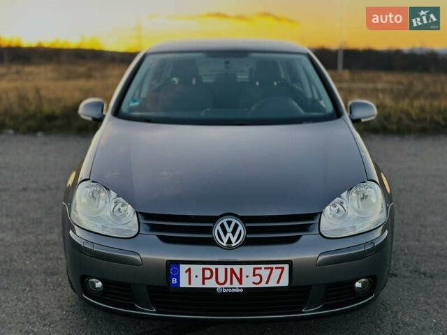 Сірий Фольксваген Гольф, об'ємом двигуна 1.6 л та пробігом 170 тис. км за 6600 $, фото 13 на Automoto.ua