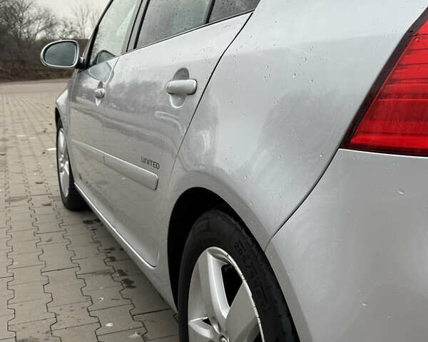 Серый Фольксваген Гольф, объемом двигателя 1.4 л и пробегом 251 тыс. км за 6450 $, фото 9 на Automoto.ua