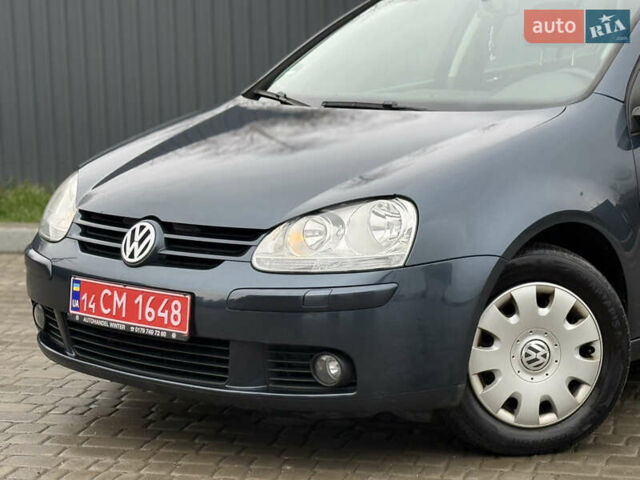 Сірий Фольксваген Гольф, об'ємом двигуна 1.6 л та пробігом 229 тис. км за 5555 $, фото 8 на Automoto.ua