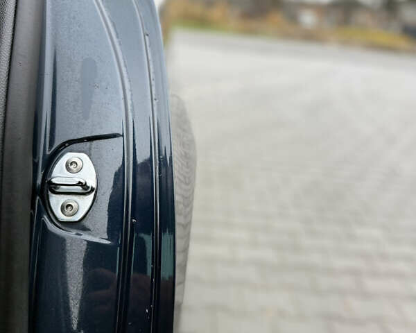 Серый Фольксваген Гольф, объемом двигателя 1.6 л и пробегом 227 тыс. км за 6300 $, фото 71 на Automoto.ua