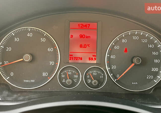 Серый Фольксваген Гольф, объемом двигателя 1.4 л и пробегом 217 тыс. км за 5649 $, фото 14 на Automoto.ua