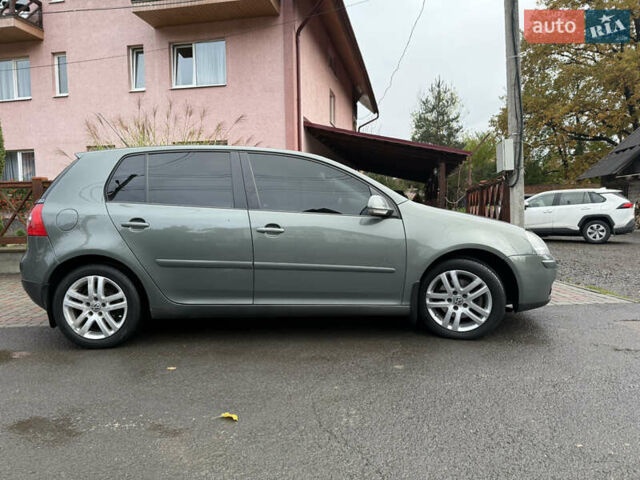 Серый Фольксваген Гольф, объемом двигателя 1.39 л и пробегом 275 тыс. км за 6250 $, фото 8 на Automoto.ua