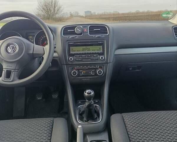 Серый Фольксваген Гольф, объемом двигателя 1.39 л и пробегом 153 тыс. км за 6900 $, фото 16 на Automoto.ua