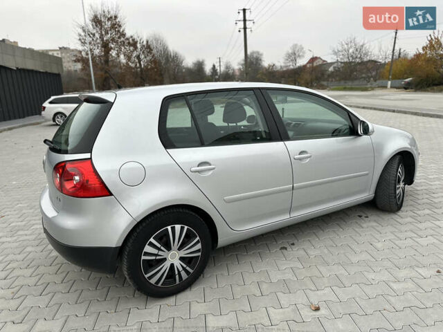 Серый Фольксваген Гольф, объемом двигателя 1.4 л и пробегом 249 тыс. км за 5900 $, фото 4 на Automoto.ua