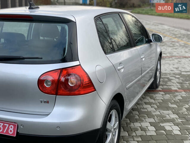Сірий Фольксваген Гольф, об'ємом двигуна 1.4 л та пробігом 211 тис. км за 6850 $, фото 5 на Automoto.ua