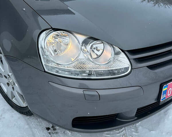 Серый Фольксваген Гольф, объемом двигателя 1.6 л и пробегом 202 тыс. км за 6499 $, фото 7 на Automoto.ua