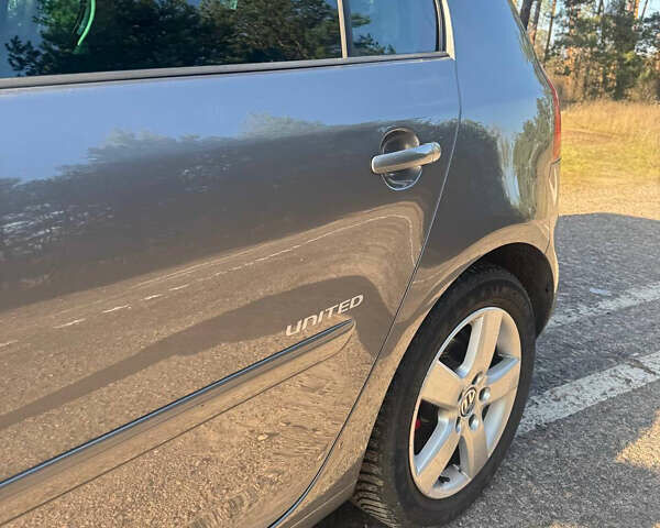 Сірий Фольксваген Гольф, об'ємом двигуна 1.6 л та пробігом 250 тис. км за 6799 $, фото 29 на Automoto.ua