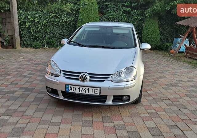 Сірий Фольксваген Гольф, об'ємом двигуна 1.39 л та пробігом 240 тис. км за 6500 $, фото 9 на Automoto.ua