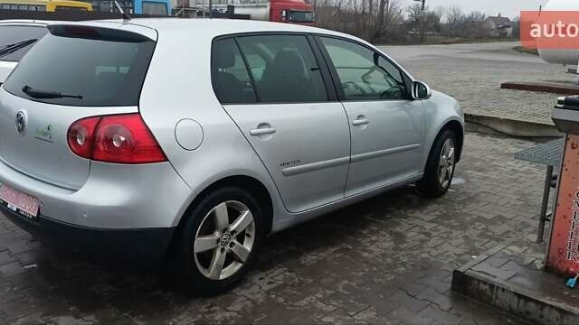 Серый Фольксваген Гольф, объемом двигателя 1.6 л и пробегом 204 тыс. км за 5750 $, фото 1 на Automoto.ua