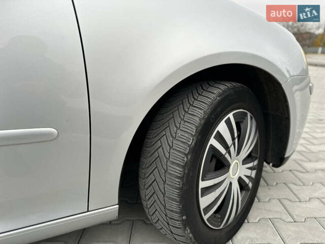 Серый Фольксваген Гольф, объемом двигателя 1.4 л и пробегом 249 тыс. км за 5999 $, фото 21 на Automoto.ua