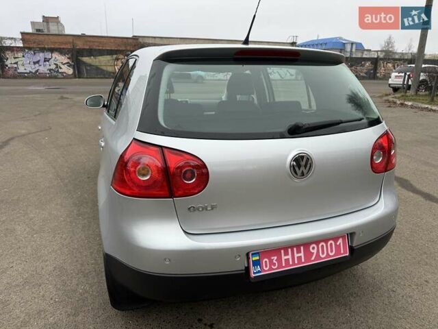Серый Фольксваген Гольф, объемом двигателя 1.4 л и пробегом 233 тыс. км за 7850 $, фото 10 на Automoto.ua