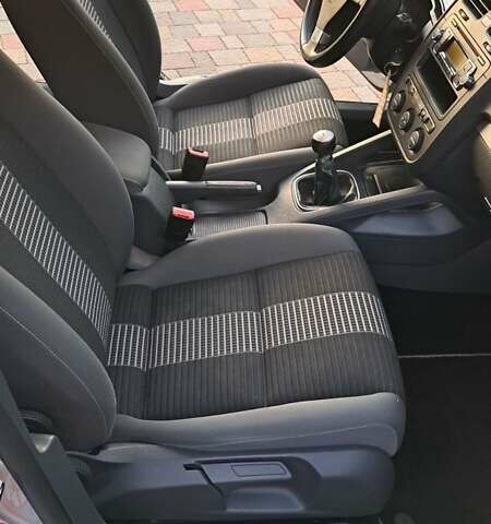 Сірий Фольксваген Гольф, об'ємом двигуна 1.39 л та пробігом 240 тис. км за 6500 $, фото 20 на Automoto.ua