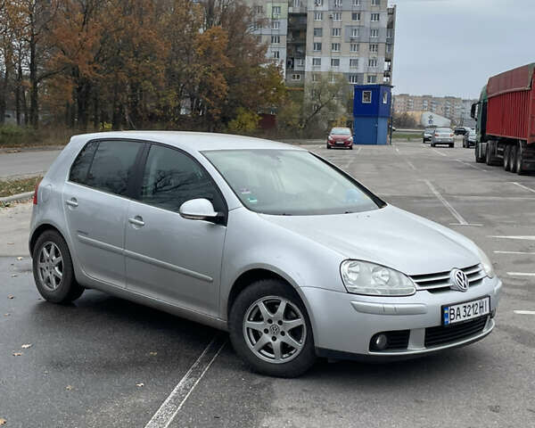 Серый Фольксваген Гольф, объемом двигателя 1.4 л и пробегом 184 тыс. км за 6999 $, фото 4 на Automoto.ua