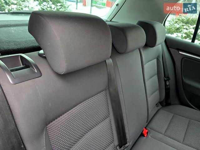 Серый Фольксваген Гольф, объемом двигателя 1.4 л и пробегом 217 тыс. км за 7700 $, фото 78 на Automoto.ua