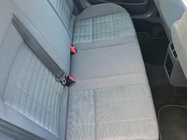 Серый Фольксваген Гольф, объемом двигателя 1.6 л и пробегом 196 тыс. км за 6399 $, фото 13 на Automoto.ua