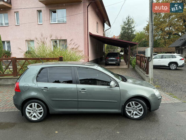 Серый Фольксваген Гольф, объемом двигателя 1.39 л и пробегом 275 тыс. км за 6250 $, фото 7 на Automoto.ua