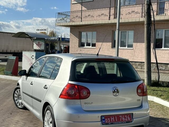 Серый Фольксваген Гольф, объемом двигателя 1.4 л и пробегом 217 тыс. км за 5450 $, фото 3 на Automoto.ua
