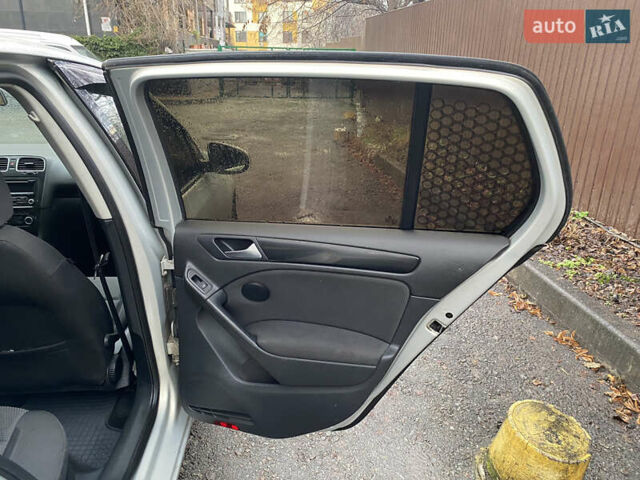 Сірий Фольксваген Гольф, об'ємом двигуна 1.39 л та пробігом 250 тис. км за 5300 $, фото 15 на Automoto.ua