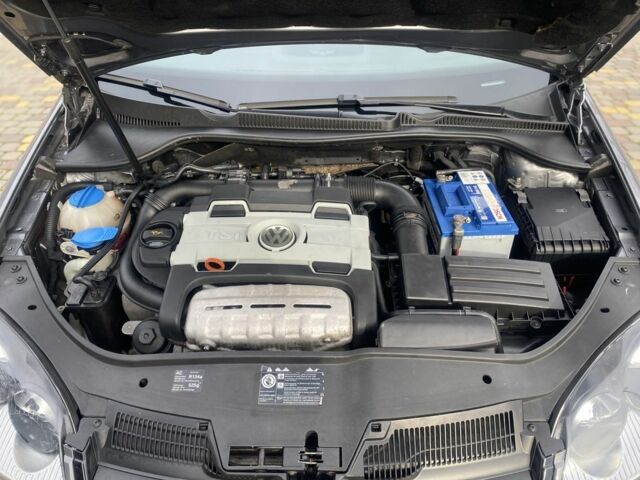 Сірий Фольксваген Гольф, об'ємом двигуна 1.4 л та пробігом 194 тис. км за 7700 $, фото 20 на Automoto.ua