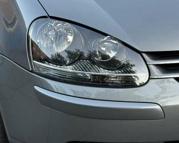 Серый Фольксваген Гольф, объемом двигателя 1.6 л и пробегом 232 тыс. км за 6799 $, фото 13 на Automoto.ua