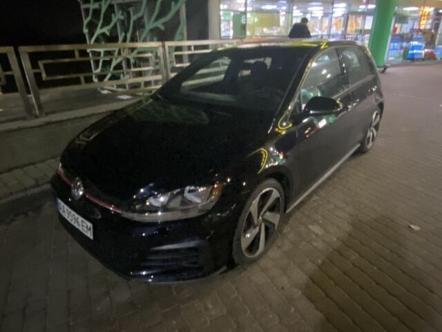 Серый Фольксваген Гольф, объемом двигателя 3.2 л и пробегом 75 тыс. км за 16000 $, фото 1 на Automoto.ua