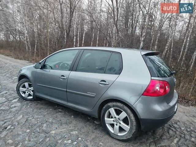 Сірий Фольксваген Гольф, об'ємом двигуна 1.4 л та пробігом 300 тис. км за 4700 $, фото 10 на Automoto.ua
