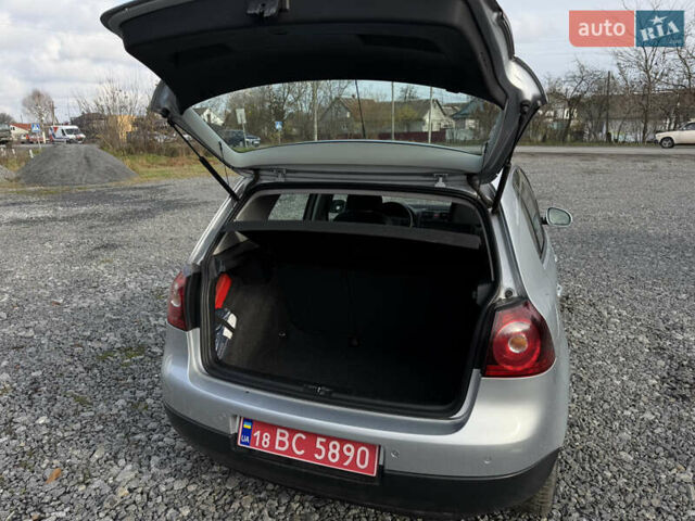 Сірий Фольксваген Гольф, об'ємом двигуна 1.6 л та пробігом 214 тис. км за 6200 $, фото 27 на Automoto.ua