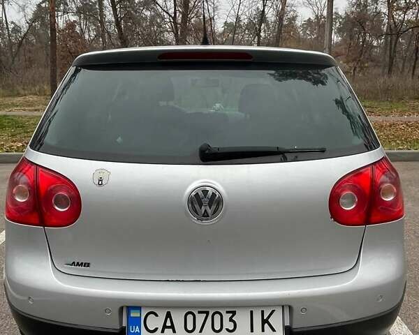 Серый Фольксваген Гольф, объемом двигателя 1.6 л и пробегом 320 тыс. км за 5500 $, фото 2 на Automoto.ua