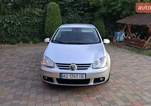 Сірий Фольксваген Гольф, об'ємом двигуна 1.39 л та пробігом 240 тис. км за 6500 $, фото 27 на Automoto.ua