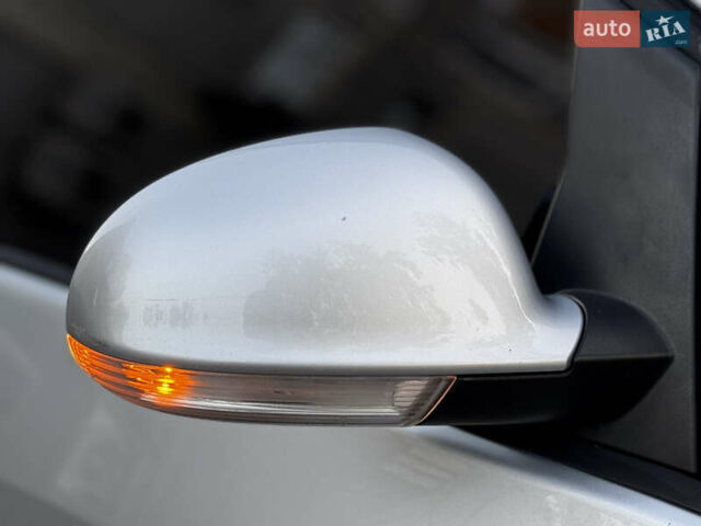 Серый Фольксваген Гольф, объемом двигателя 1.6 л и пробегом 248 тыс. км за 7200 $, фото 19 на Automoto.ua