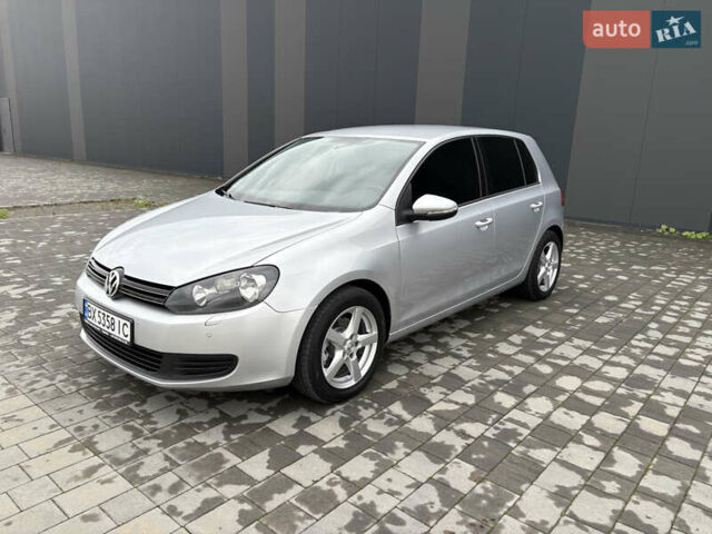 Серый Фольксваген Гольф, объемом двигателя 1.6 л и пробегом 216 тыс. км за 7700 $, фото 13 на Automoto.ua