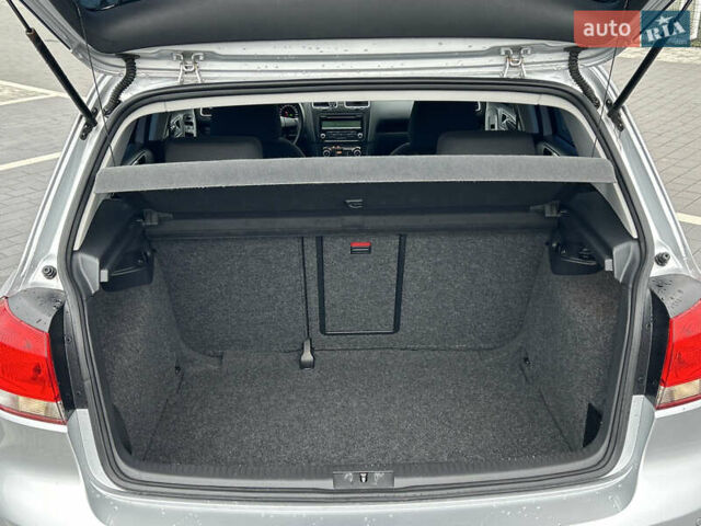 Сірий Фольксваген Гольф, об'ємом двигуна 1.4 л та пробігом 232 тис. км за 8199 $, фото 24 на Automoto.ua