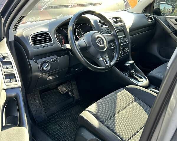 Сірий Фольксваген Гольф, об'ємом двигуна 1.39 л та пробігом 191 тис. км за 8000 $, фото 21 на Automoto.ua