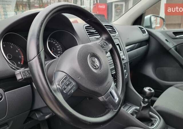 Сірий Фольксваген Гольф, об'ємом двигуна 1.39 л та пробігом 195 тис. км за 7200 $, фото 15 на Automoto.ua