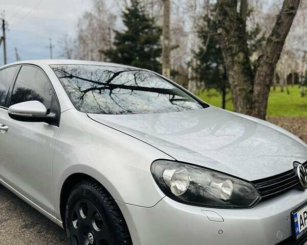 Серый Фольксваген Гольф, объемом двигателя 1.4 л и пробегом 251 тыс. км за 7800 $, фото 7 на Automoto.ua