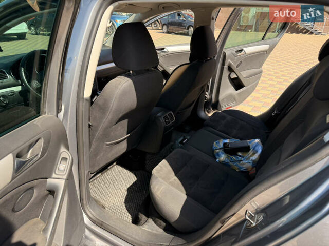 Серый Фольксваген Гольф, объемом двигателя 1.4 л и пробегом 244 тыс. км за 8400 $, фото 9 на Automoto.ua