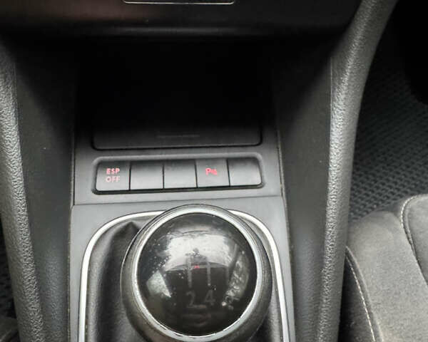 Серый Фольксваген Гольф, объемом двигателя 1.39 л и пробегом 213 тыс. км за 7200 $, фото 36 на Automoto.ua