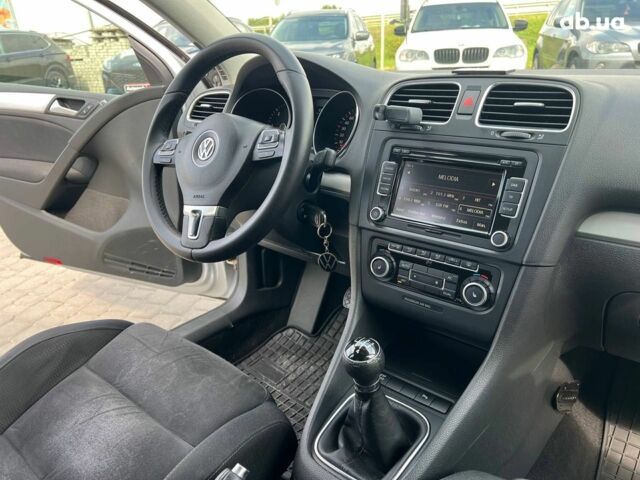 Сірий Фольксваген Гольф, об'ємом двигуна 1.6 л та пробігом 262 тис. км за 8440 $, фото 32 на Automoto.ua
