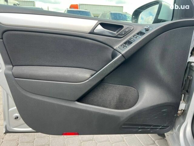 Сірий Фольксваген Гольф, об'ємом двигуна 1.6 л та пробігом 262 тис. км за 8440 $, фото 14 на Automoto.ua