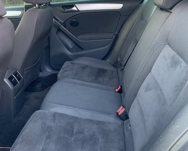 Серый Фольксваген Гольф, объемом двигателя 1.39 л и пробегом 242 тыс. км за 9999 $, фото 23 на Automoto.ua