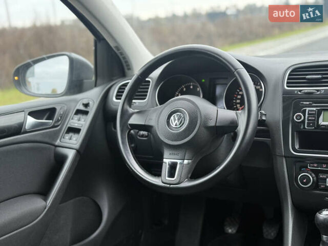 Сірий Фольксваген Гольф, об'ємом двигуна 1.6 л та пробігом 203 тис. км за 7800 $, фото 17 на Automoto.ua