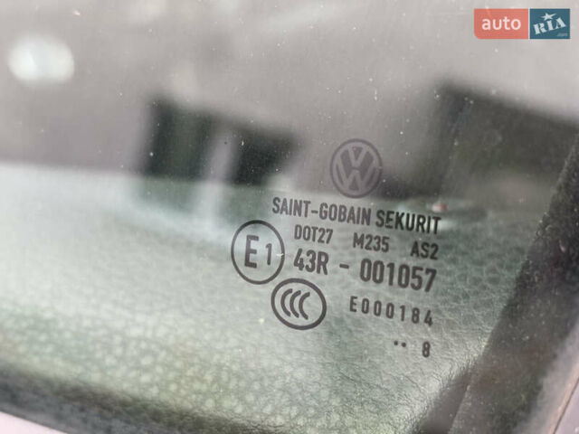 Серый Фольксваген Гольф, объемом двигателя 1.6 л и пробегом 240 тыс. км за 6550 $, фото 12 на Automoto.ua