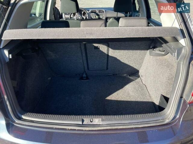 Сірий Фольксваген Гольф, об'ємом двигуна 1.39 л та пробігом 202 тис. км за 6000 $, фото 12 на Automoto.ua