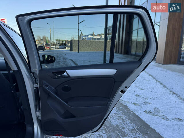 Серый Фольксваген Гольф, объемом двигателя 1.39 л и пробегом 212 тыс. км за 7900 $, фото 37 на Automoto.ua