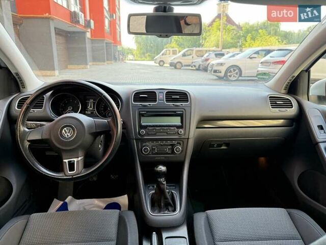 Сірий Фольксваген Гольф, об'ємом двигуна 1.6 л та пробігом 213 тис. км за 7700 $, фото 16 на Automoto.ua