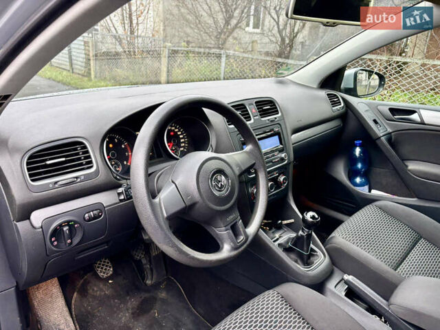 Сірий Фольксваген Гольф, об'ємом двигуна 1.6 л та пробігом 230 тис. км за 6700 $, фото 8 на Automoto.ua