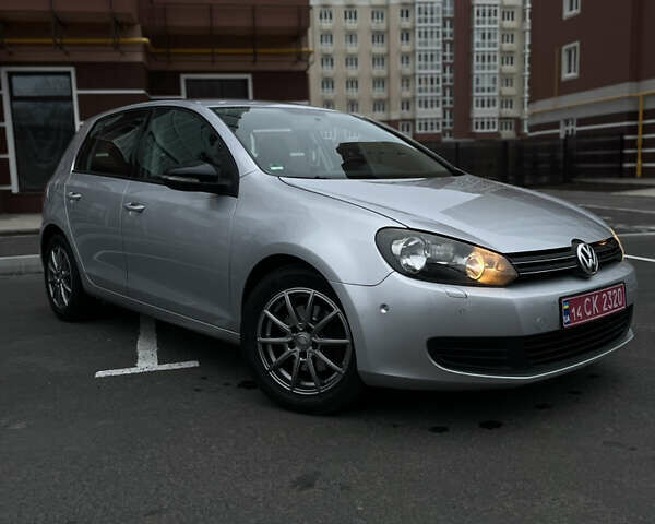 Серый Фольксваген Гольф, объемом двигателя 1.4 л и пробегом 203 тыс. км за 8200 $, фото 11 на Automoto.ua