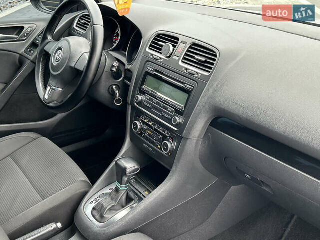 Сірий Фольксваген Гольф, об'ємом двигуна 1.4 л та пробігом 232 тис. км за 8199 $, фото 17 на Automoto.ua